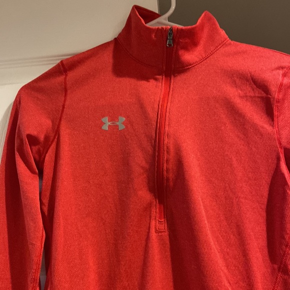 Like new red UnderArmour quarter zip - Picture 2 of 3